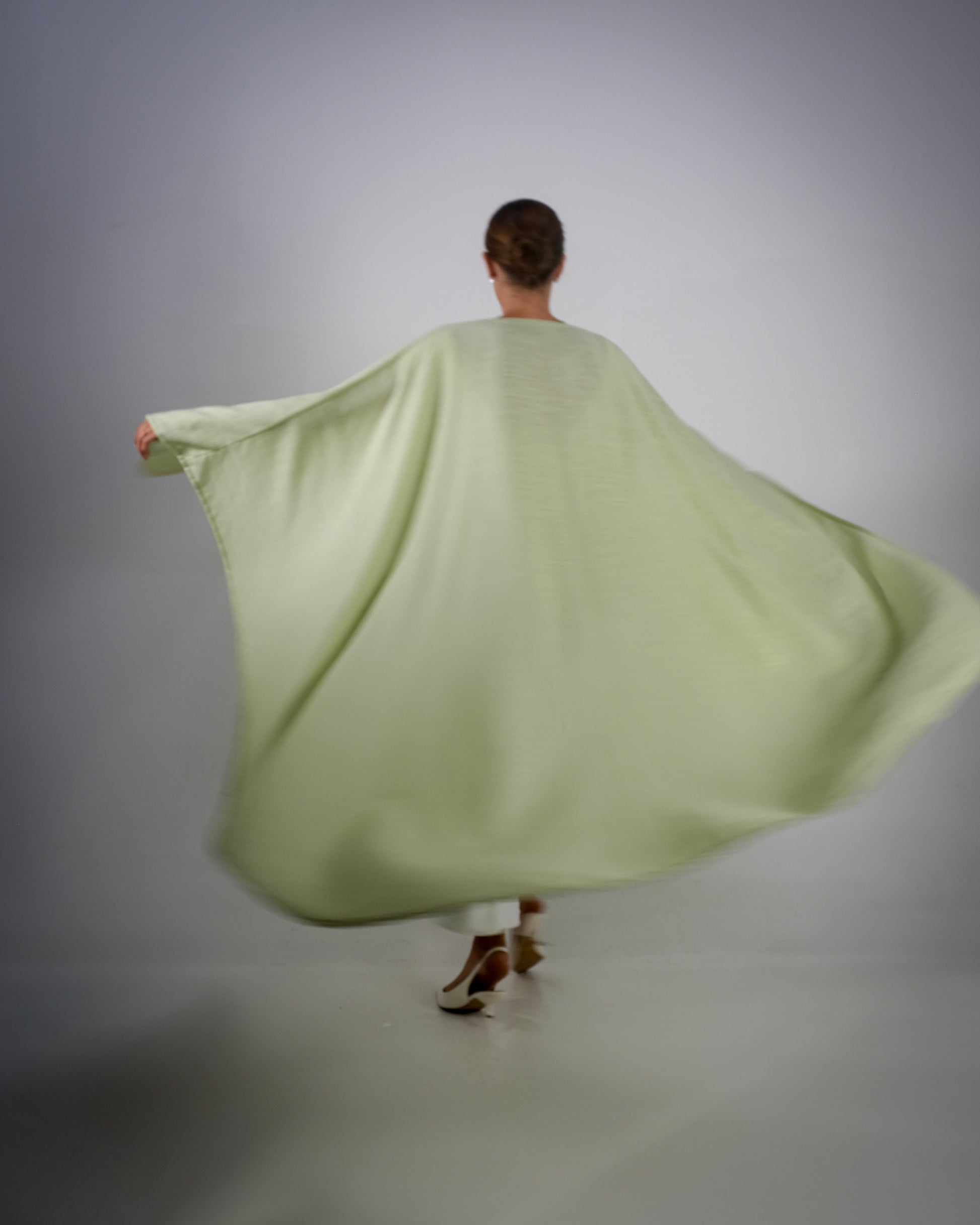 Honeydew Linen Abaya