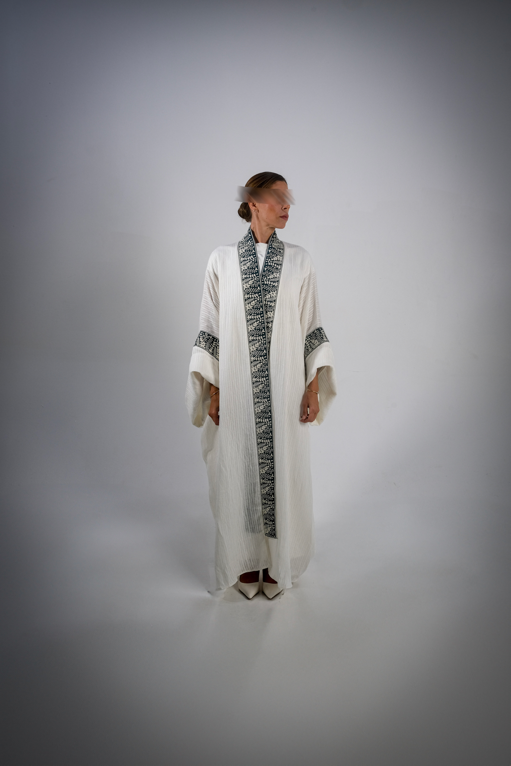 ZAFRAN- White Linen Abaya