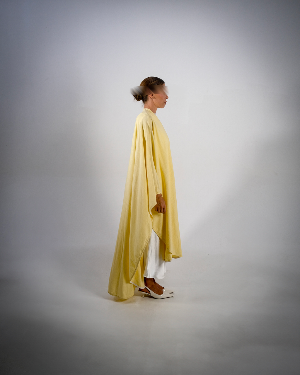 Butter Linen Abaya - SOLD