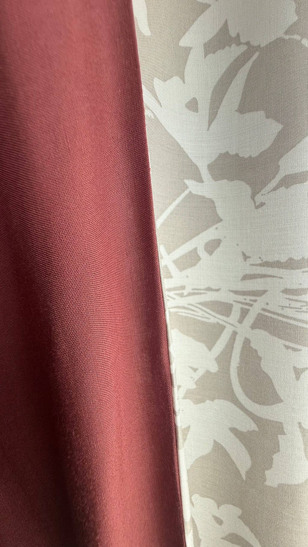 Mud Red Cotton Print Reversible Abaya